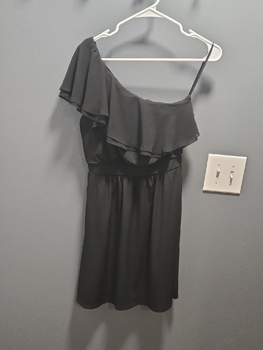 White House Black Market Black One-Shoulder Dress